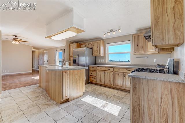 6240 Night Train Lane