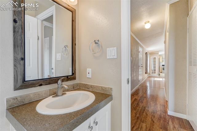 6240 Night Train Lane