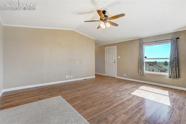 6240 Night Train Lane