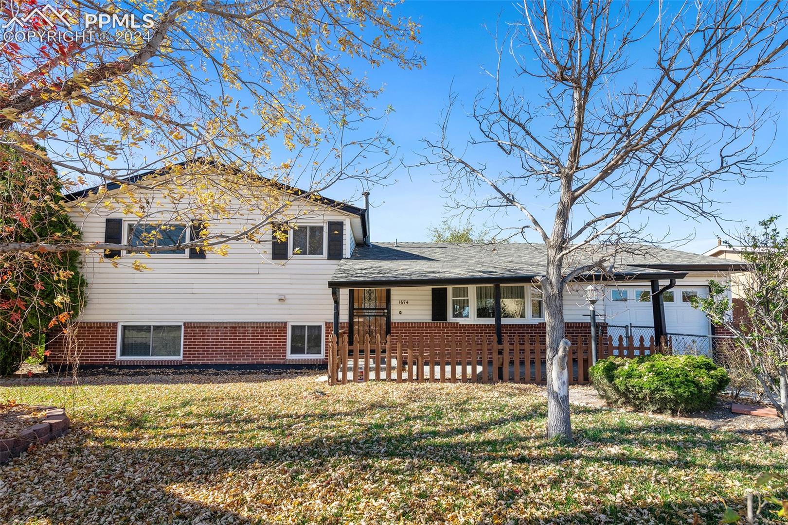 1674 Prado Drive