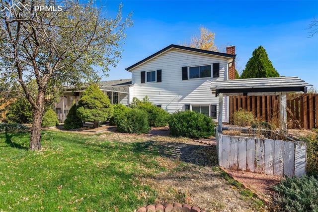 1674 Prado Drive