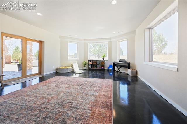 5672 St Charles River Drive