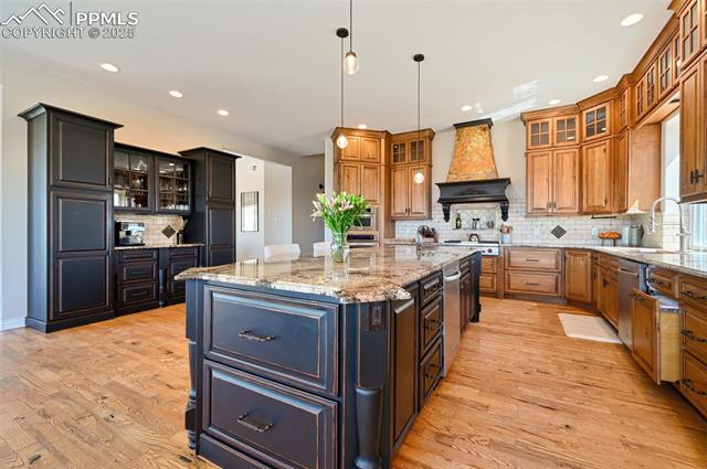 5672 St Charles River Drive