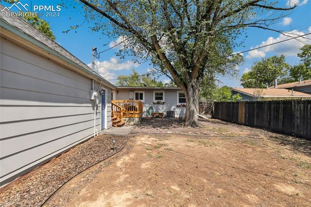 2115 W Platte Avenue
