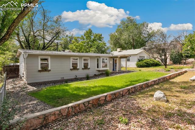 2115 W Platte Avenue