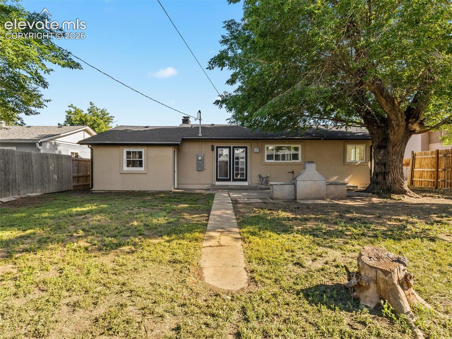 1110 Montrose Avenue