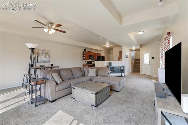 707 Hailey Glenn View