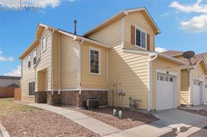 707 Hailey Glenn View