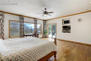 15371 Ridgefield Lane