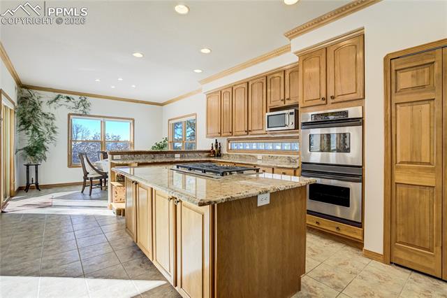 15371 Ridgefield Lane