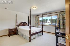 15371 Ridgefield Lane