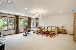 15371 Ridgefield Lane