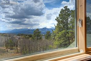 15371 Ridgefield Lane