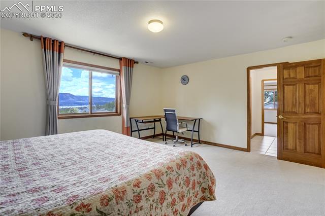 15371 Ridgefield Lane