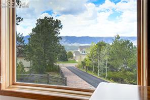 15371 Ridgefield Lane