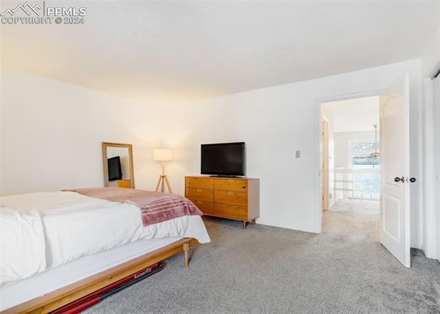 448 W Rockrimmon Boulevard E