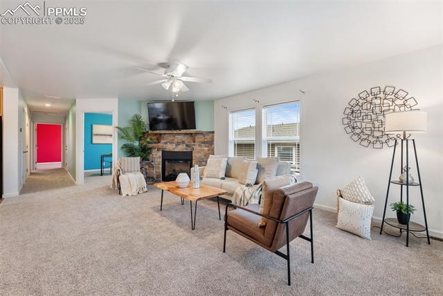 4327 Kingfisher Point