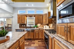 4327 Kingfisher Point