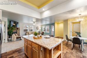 4327 Kingfisher Point