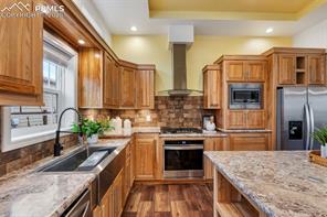 4327 Kingfisher Point