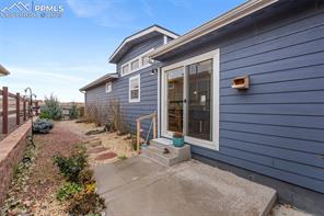 4327 Kingfisher Point