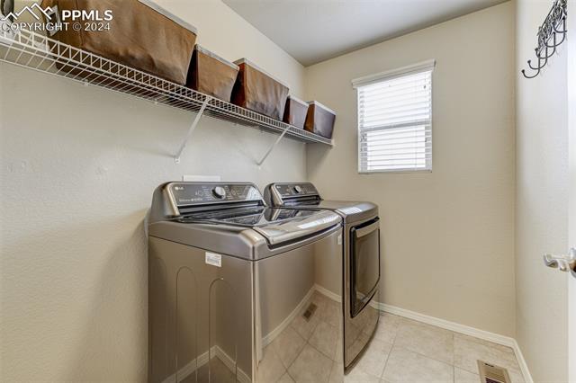 5770 Wolf Village Drive