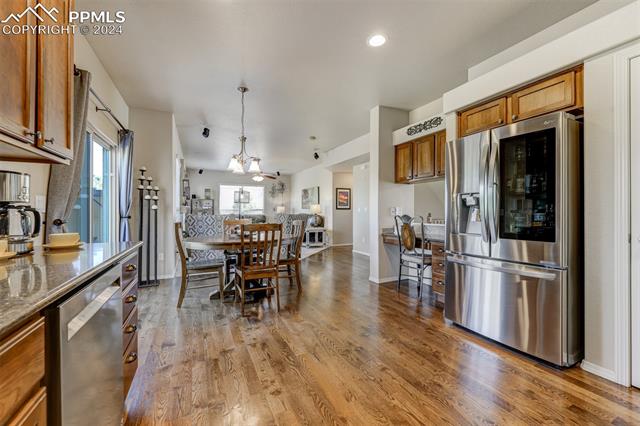 5770 Wolf Village Drive