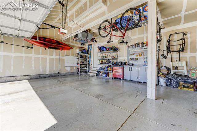 5770 Wolf Village Drive