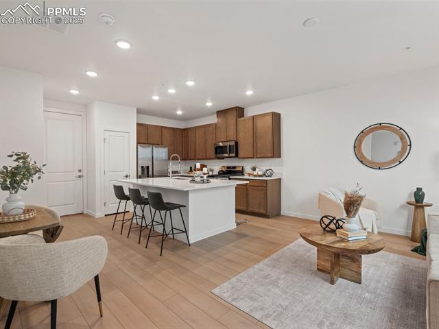 888 Beckton Heights