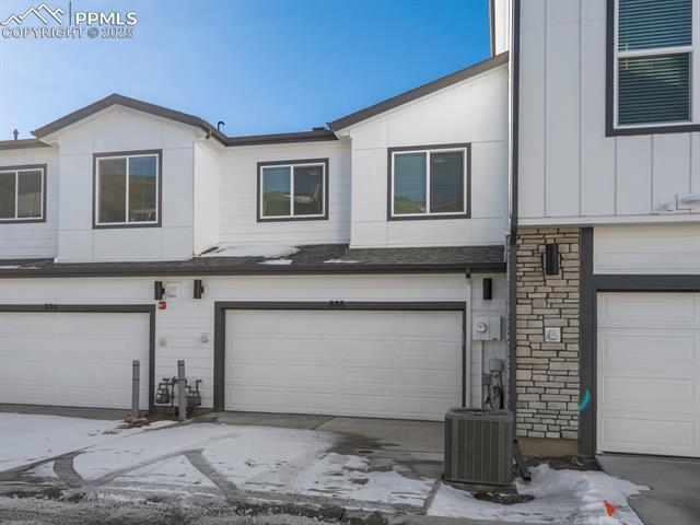 888 Beckton Heights