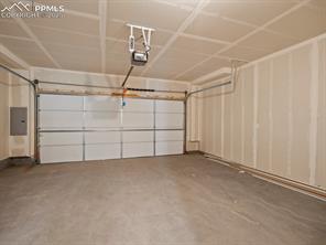 888 Beckton Heights