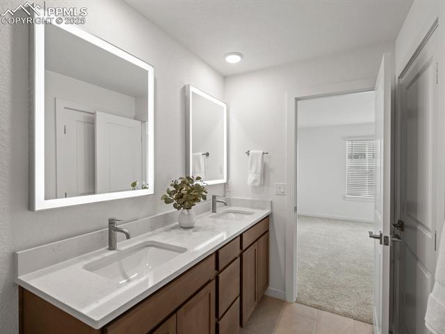 888 Beckton Heights