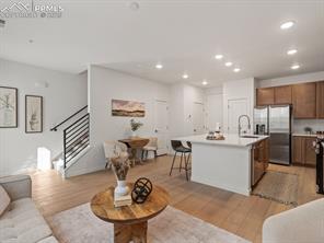 888 Beckton Heights