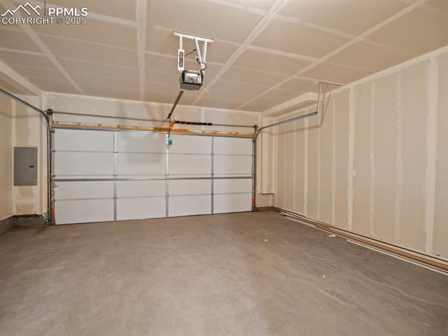 888 Beckton Heights