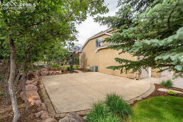 3060 Blodgett Drive