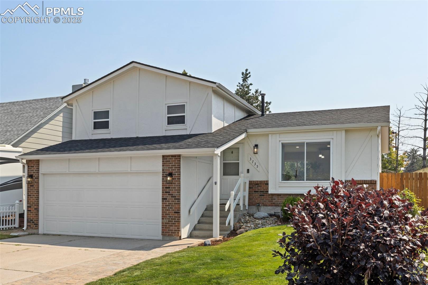 3735 Brisbane Drive