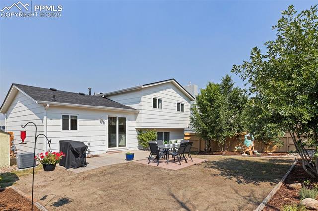 3735 Brisbane Drive