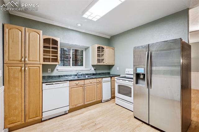 17522 Abert Ridge View