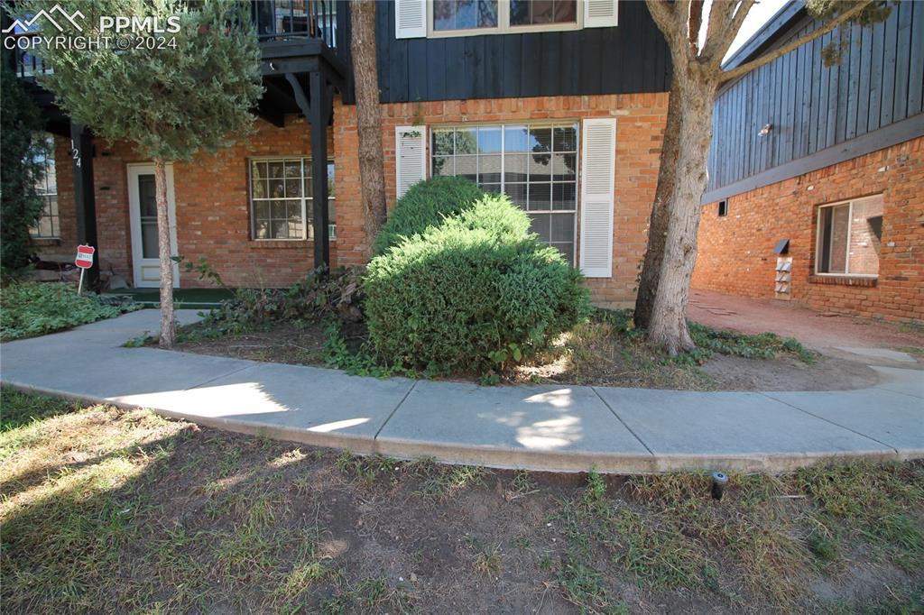2902 Airport Road Unit: 124