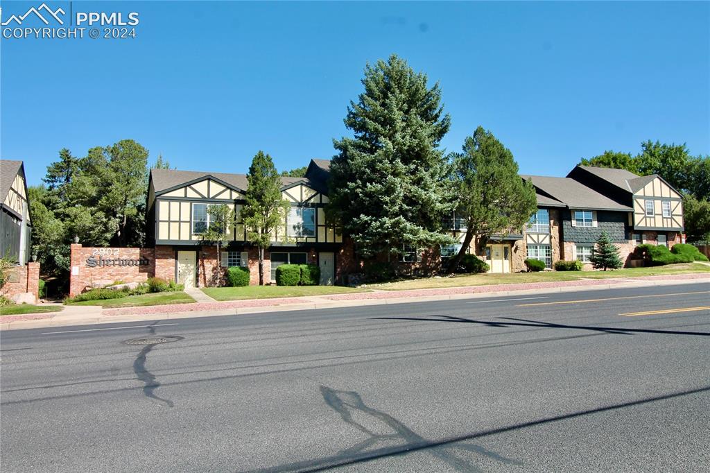 2902 Airport Road Unit: 124