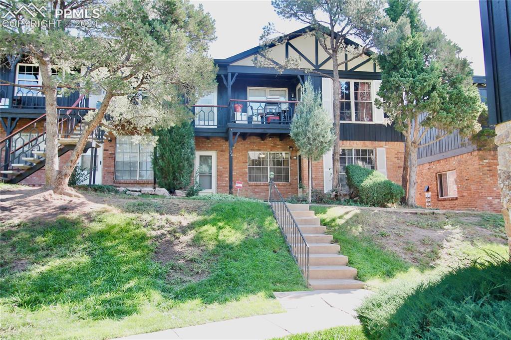 2902 Airport Road Unit: 124