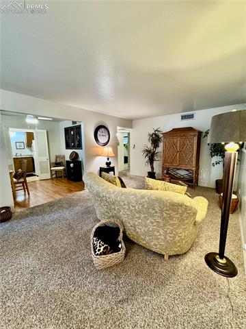2902 Airport Road Unit: 124