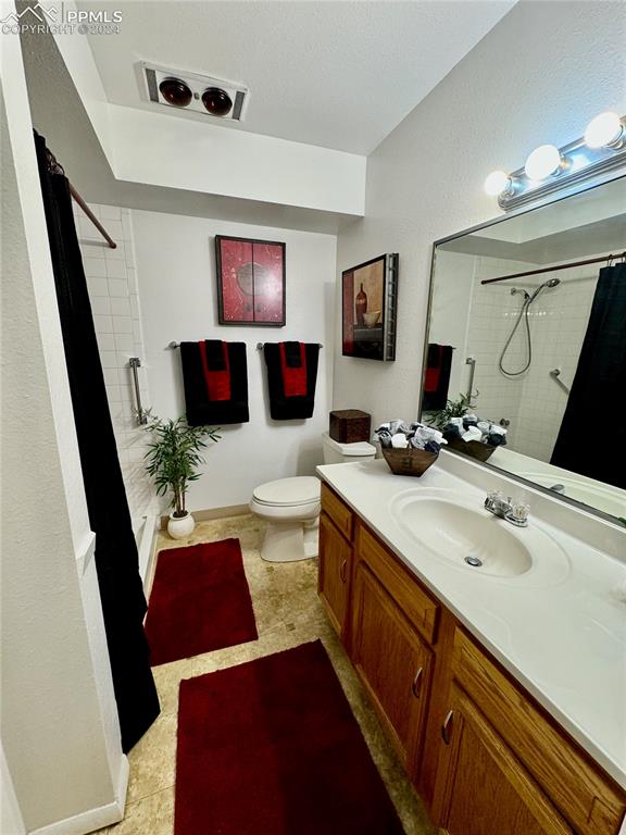 2902 Airport Road Unit: 124