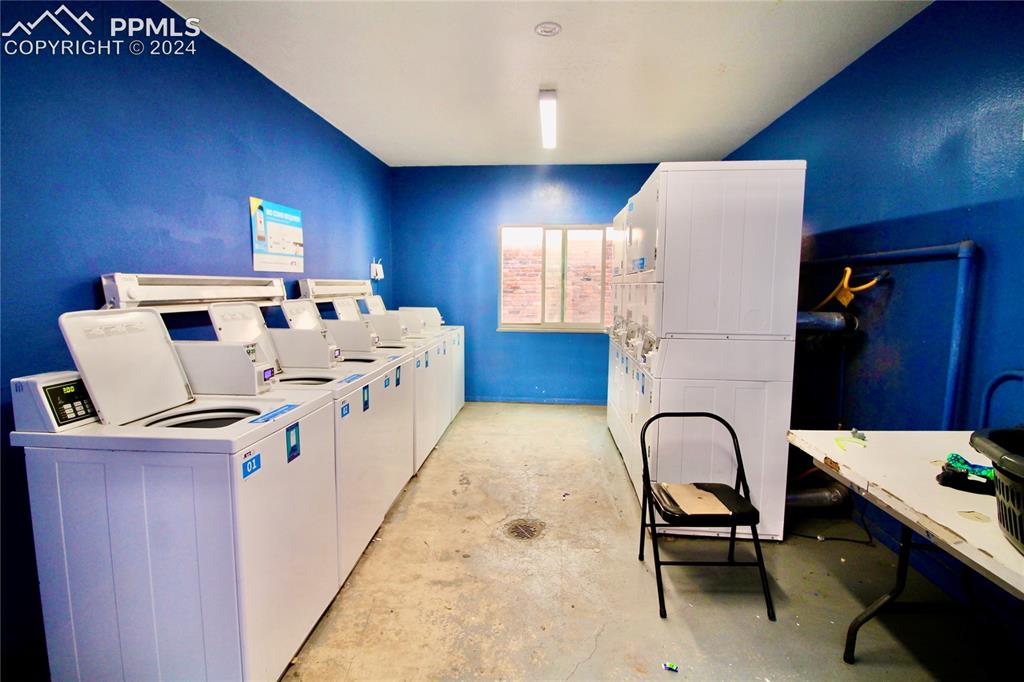 2902 Airport Road Unit: 124