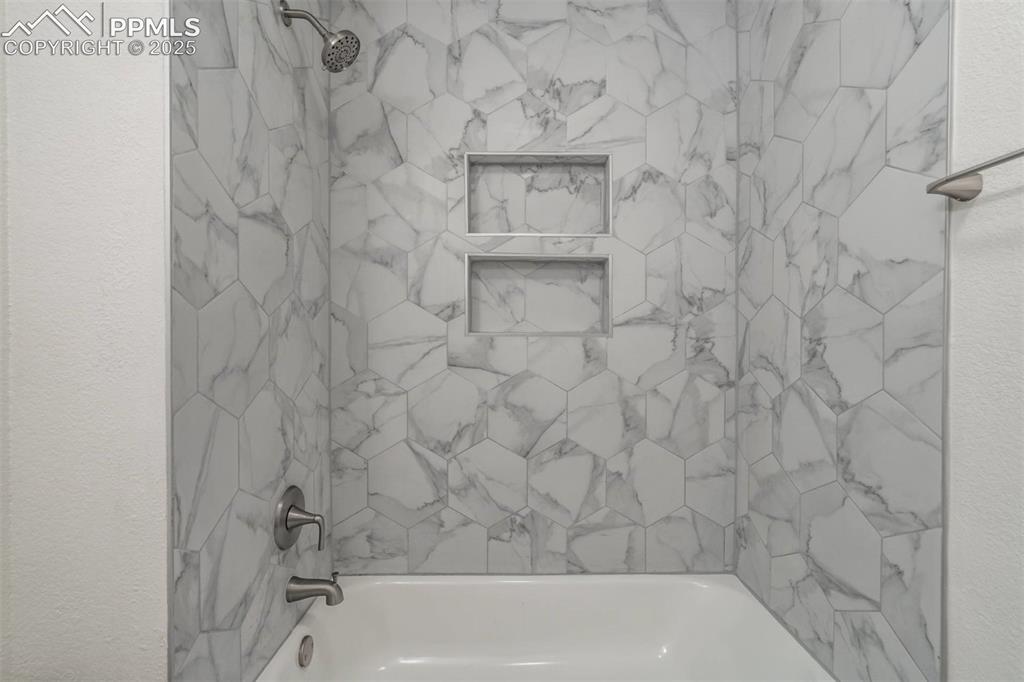 8131 Snow Bowl Heights