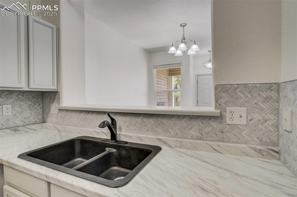 8131 Snow Bowl Heights