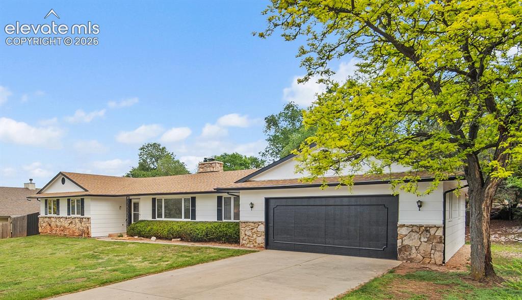 483 Crystal Hills Boulevard