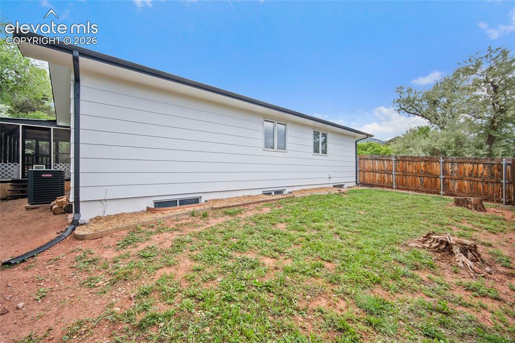 483 Crystal Hills Boulevard