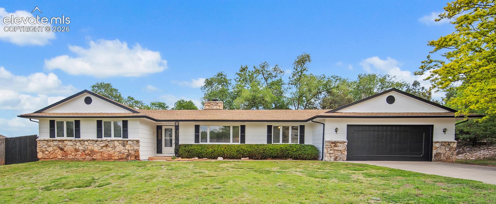 483 Crystal Hills Boulevard