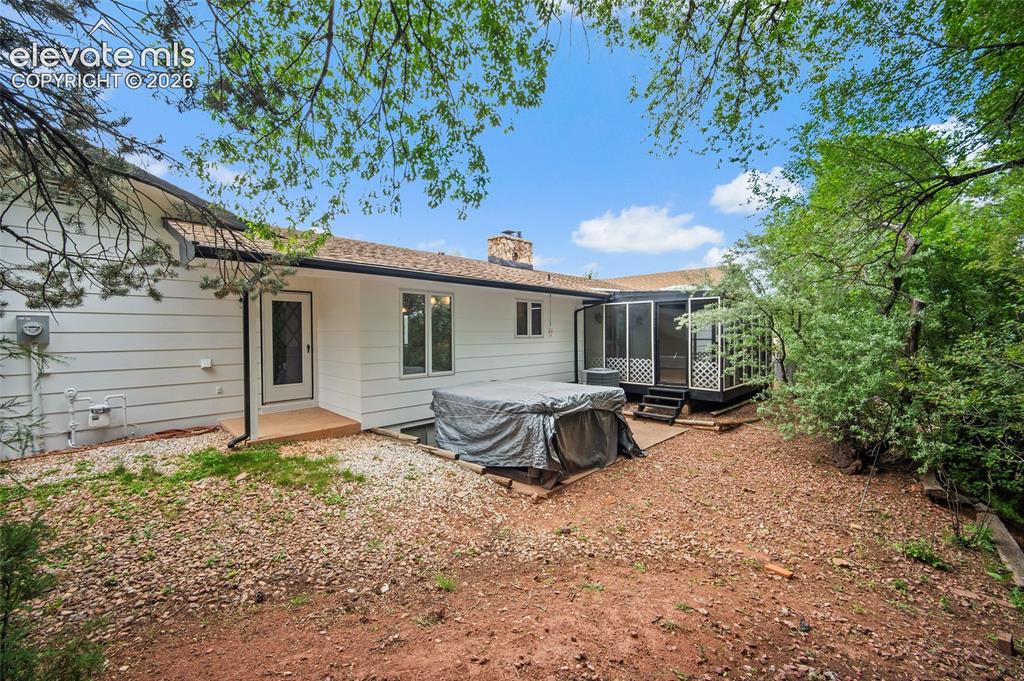 483 Crystal Hills Boulevard